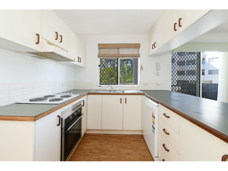 1/34 Moreton Parade, Kings Beach Apartment for rent Listed by Charlie