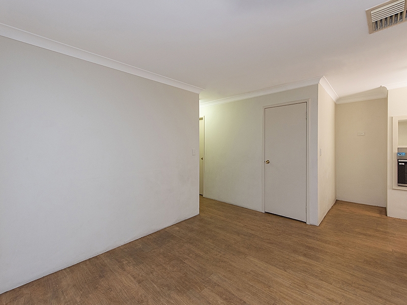 3/8 Mackie street, Victoria Park Apartment for rent Listed by Century