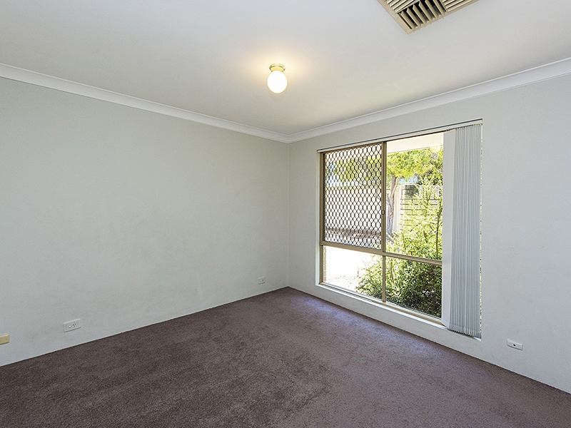 3/8 Mackie street, Victoria Park Apartment for rent Listed by Century