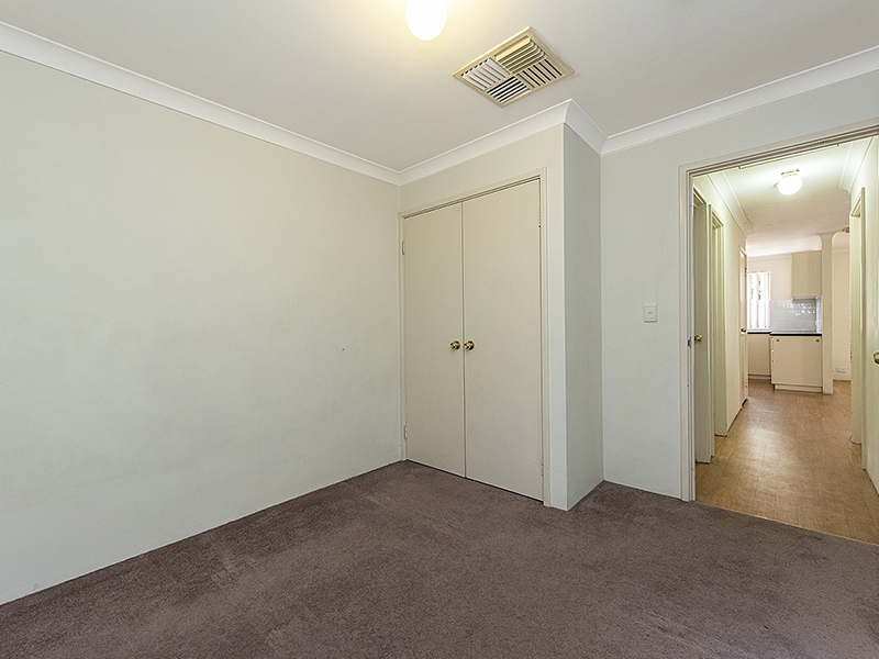 3/8 Mackie street, Victoria Park Apartment for rent Listed by Century
