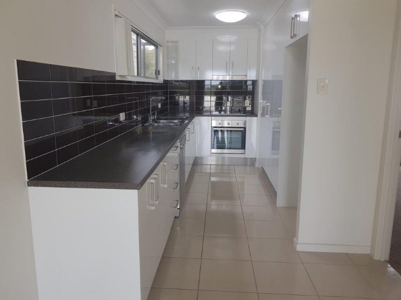 2/17 Tilley Street, Redcliffe Townhouse for rent Listed by Melissa