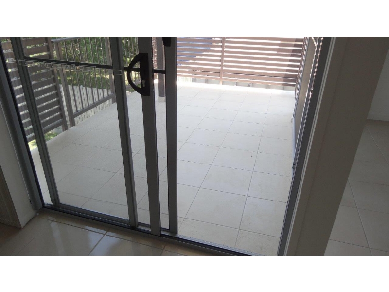 2/17 Tilley Street, Redcliffe Townhouse for rent Listed by Melissa