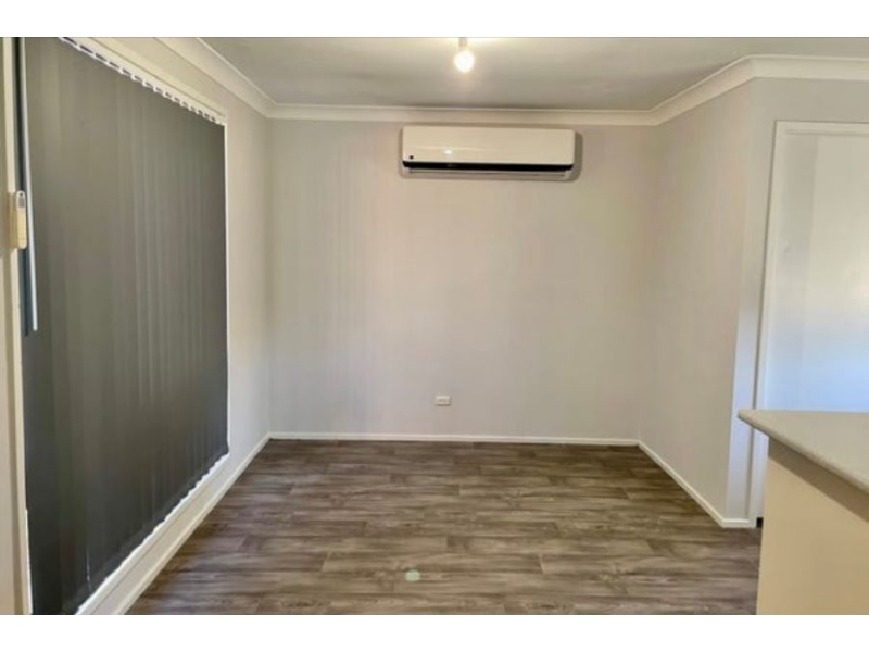 57 Greenbank Drive, Werrington Downs House for rent Listed by Century