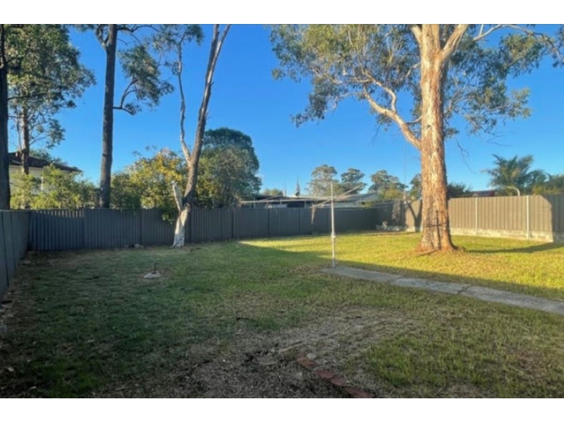 57 Greenbank Drive, Werrington Downs House for rent Listed by Century