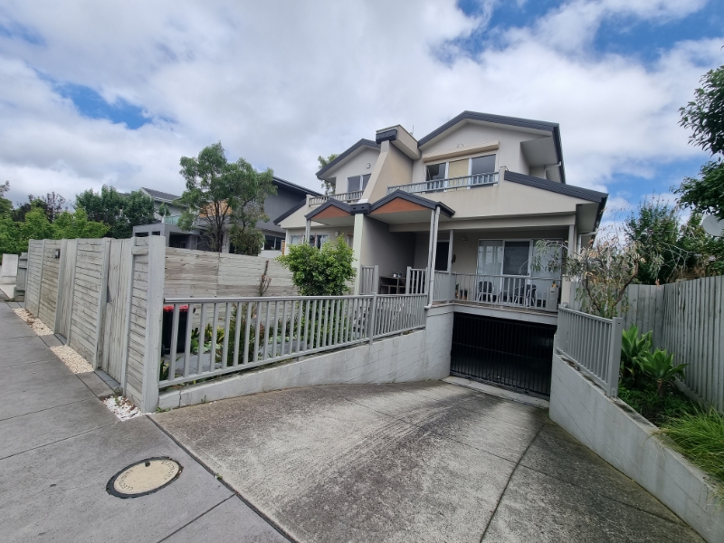 5/1422 Centre Road, Clayton South Apartment for rent Listed by Marisa