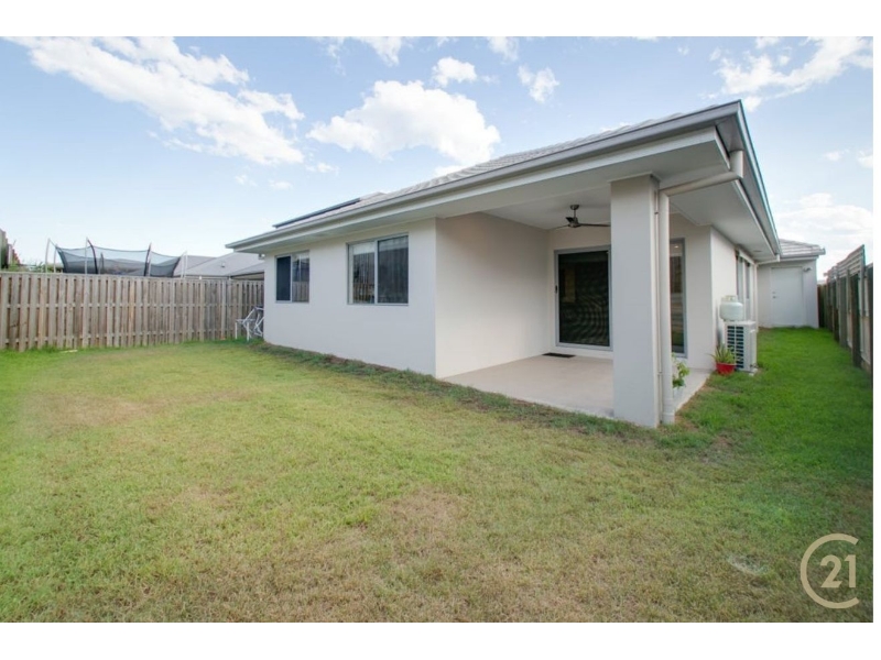 44 Waterfern Way, Ripley House for rent Listed by Skye Tibbett of