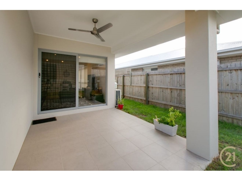 44 Waterfern Way, Ripley House for rent Listed by Skye Tibbett of