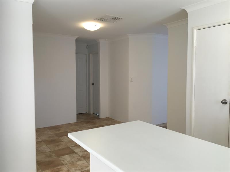 56 Carberry Square, Clarkson House for rent Listed by of Century21