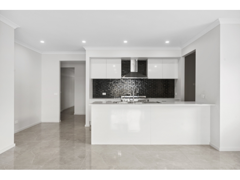 93 Homestead Drive, LARA House for rent Listed by Bec Hart of Geelong