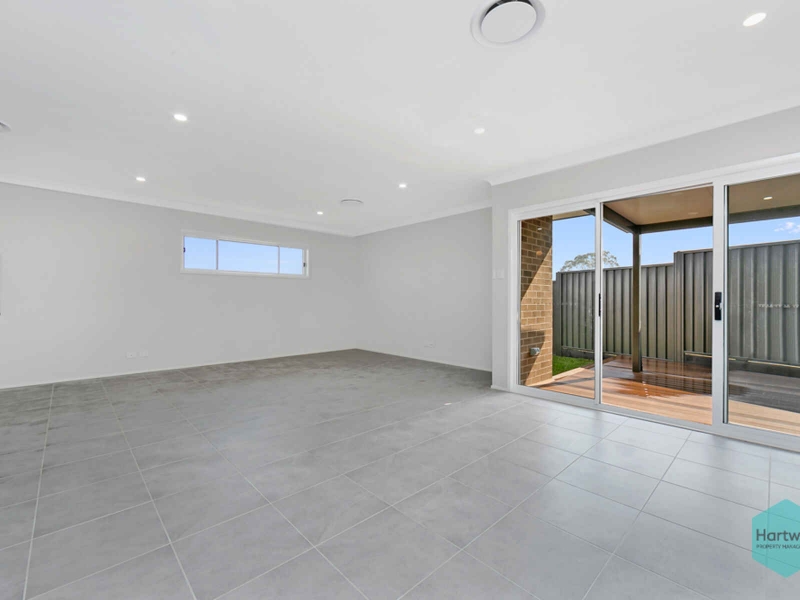 48 Constellation Avenue, Box Hill House for rent Listed by Tracy