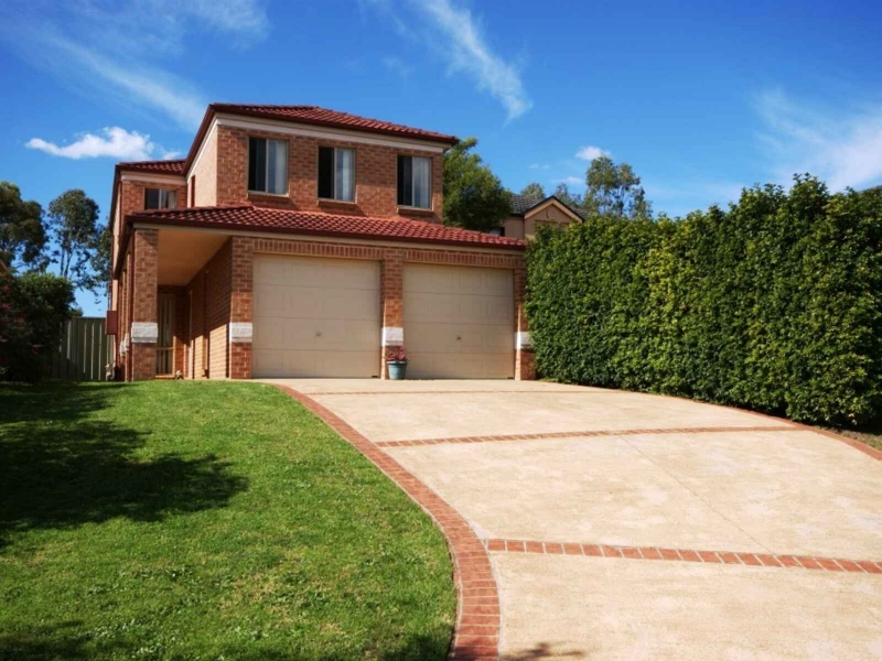 67 Sharrock Avenue, Glenwood House for rent Listed by Tracy Hartwell