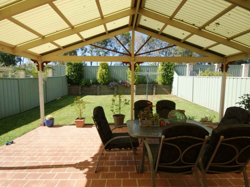 67 Sharrock Avenue, Glenwood House for rent Listed by Tracy Hartwell