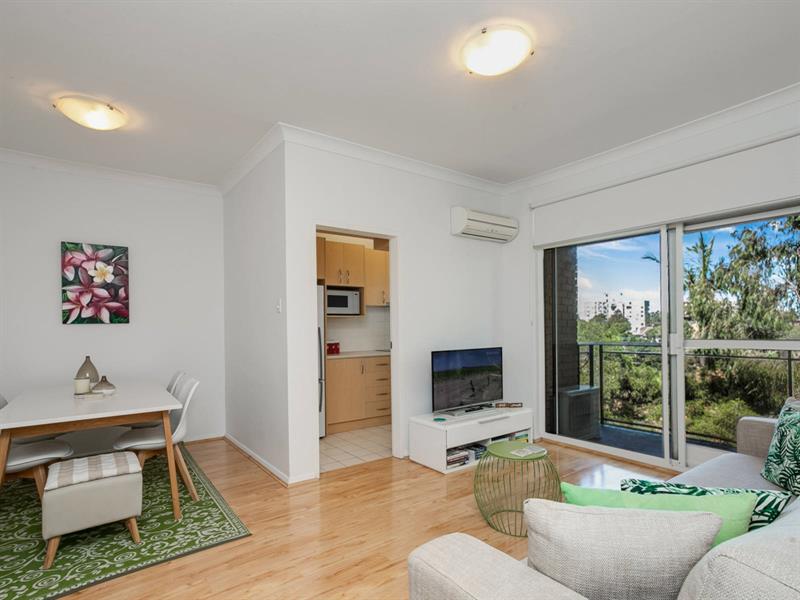 22/13-17 River Road Wollstonecraft NSW 2065