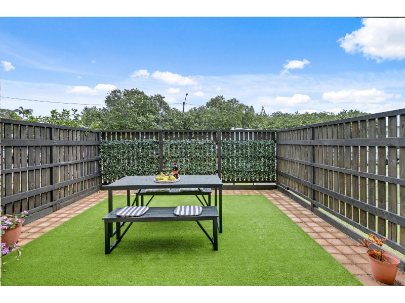 1/7 COTTON TREE PARADE, MAROOCHYDORE Apartment for rent Listed by Jess Corby of Cotton Tree