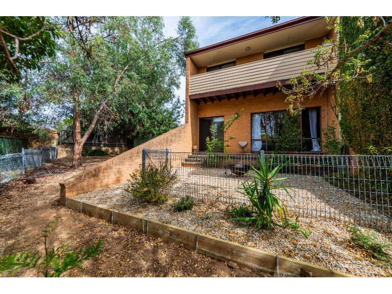 6/35 High Street, QUEANBEYAN EAST Townhouse for rent Listed by Zoe