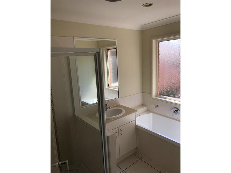 50 Dornoch Crescent, RACEVIEW House for rent Listed by Sam Leung of H