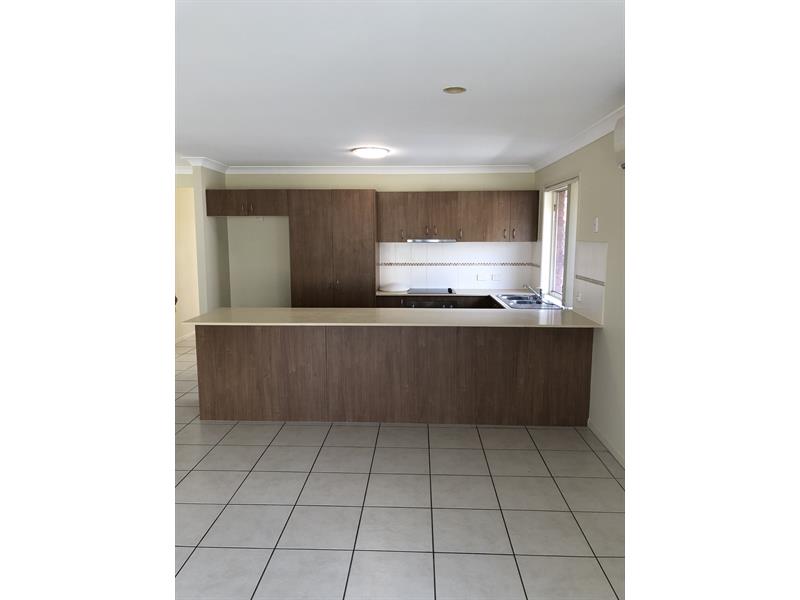 50 Dornoch Crescent, RACEVIEW House for rent Listed by Sam Leung of H