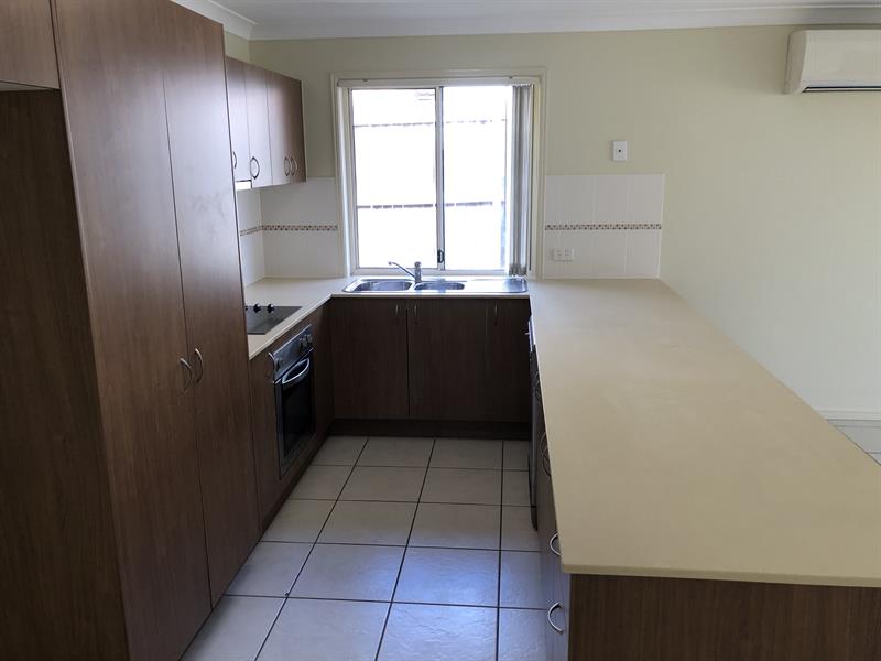 50 Dornoch Crescent, RACEVIEW House for rent Listed by Sam Leung of H