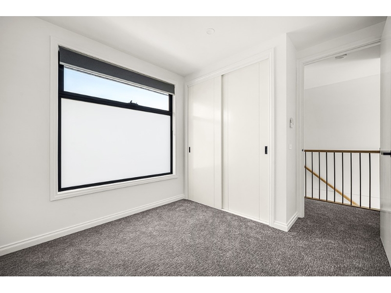 4/55 Clydebank Road, ESSENDON WEST Townhouse for rent Listed by of