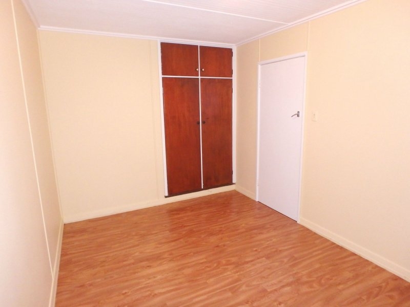 2/12 Ashington Street, WEST END Apartment for rent Listed by of Metrocity Realty & TenantApp