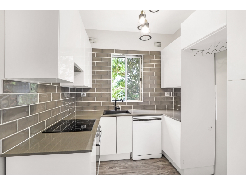 5/60 Pioneer Road, EAST CORRIMAL Apartment for rent Listed by