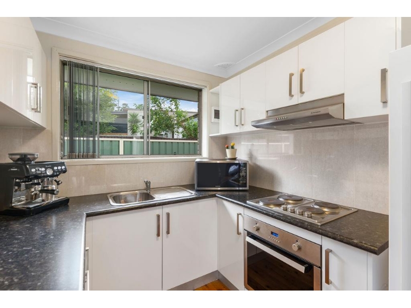 2/10 Wade Street, Unanderra Apartment for rent Listed by Property