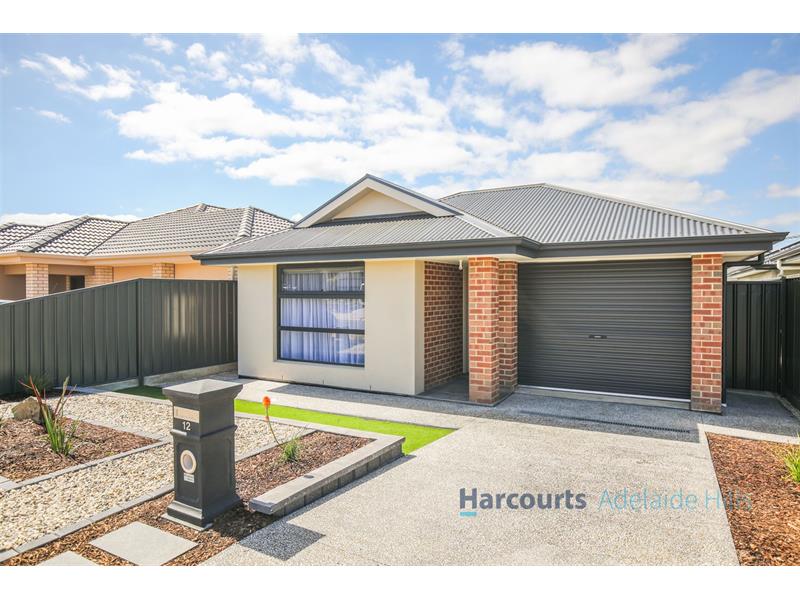 12 Craven Drive, Mount Barker House for rent Listed by Tara Bowen of