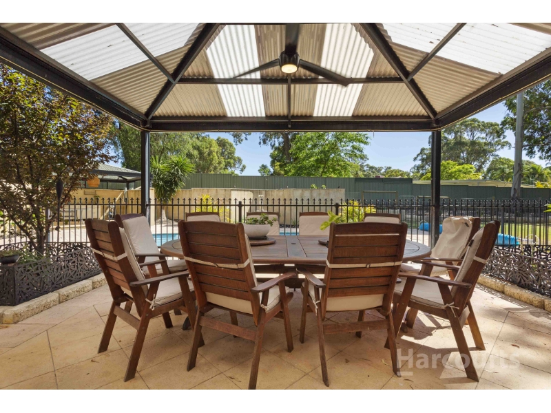 7 Korbel Close, GREENFIELDS House for rent Listed by Stacey Swann of