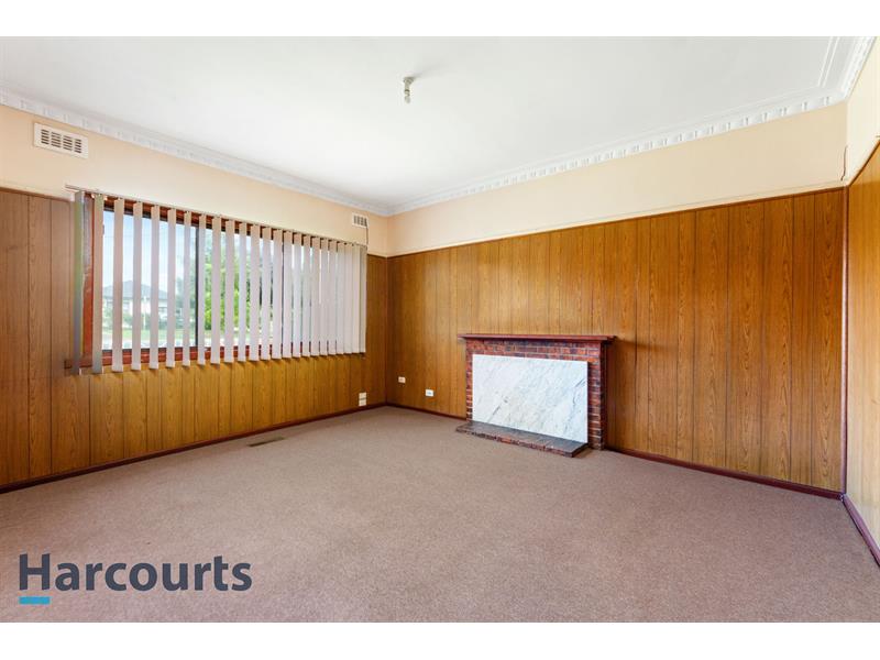 1/3 Herbert Street Avondale Heights VIC 3034 House for rent Listed by