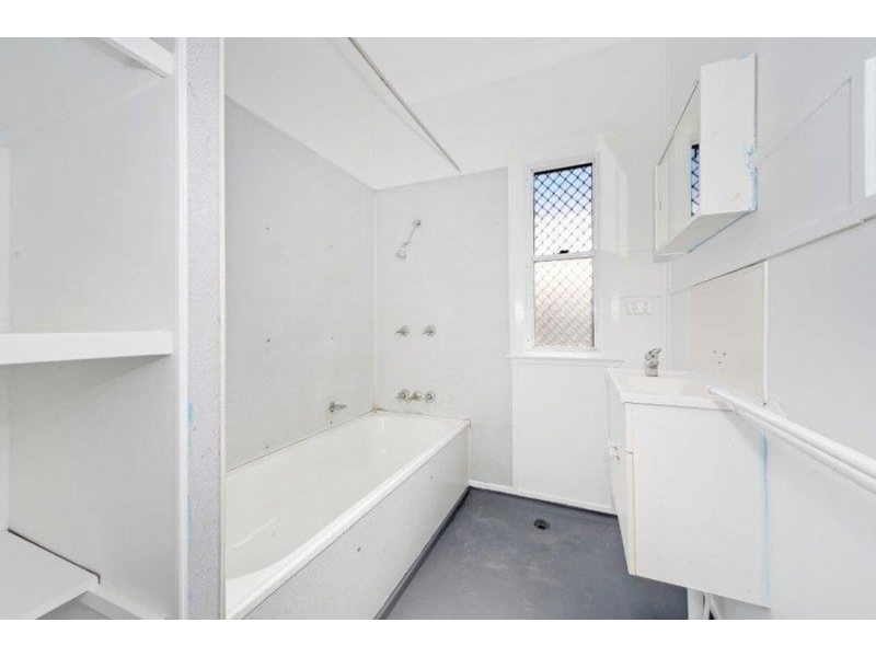 1 Theodore Street, Stafford House for rent Listed by Sharon Lawn of