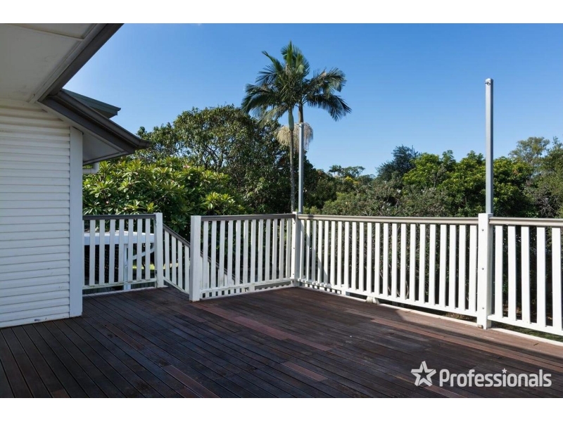 53 Kanangra Street, Stafford House for rent Listed by Tracey Hodge of Professionals Keith