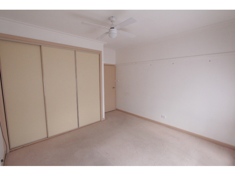 15 Theodore Street, Flora Hill House for rent Listed by Sharon Watts of Professionals Bendigo