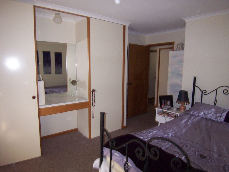 10 Windsor Court, Strathdale House for rent Listed by Riley Mcivor of