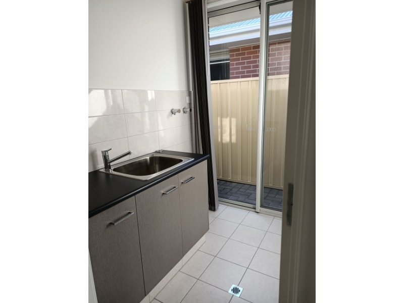 13A Owen Street, SEATON House for rent Listed by For Rent (sa