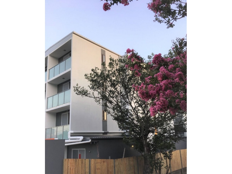 1/22 Wilton Street, WOOLLOONGABBA Apartment for rent Listed by For