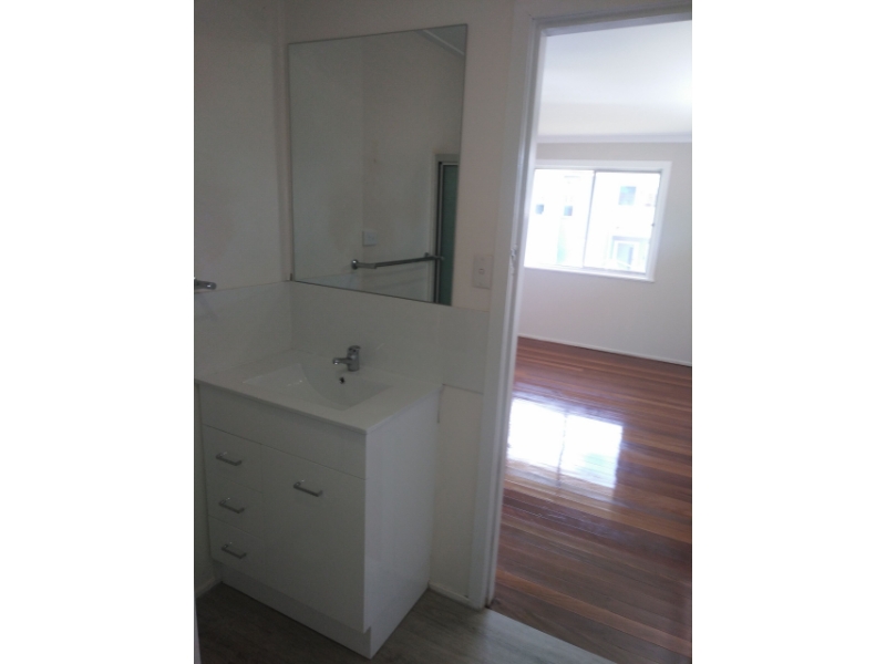 25 Gladstone Street, COORPAROO Apartment for rent Listed by For Rent