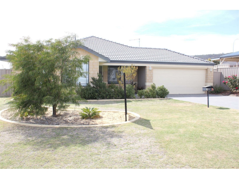 3 Edsell Entrance, BROOKDALE House for rent Listed by Leoni Clymo of