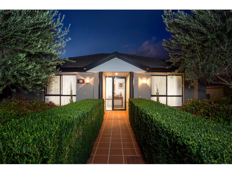 21 Bendora Crescent, Palmerston House for rent Listed by Nancy Van