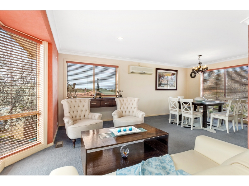 6 Massie Place, Nicholls House for rent Listed by Lyn Fairweather of