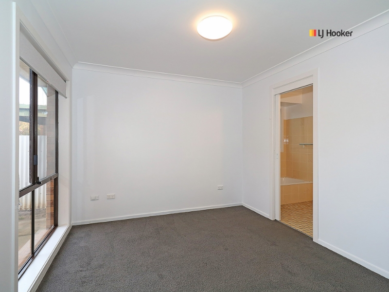 11 Nardoo Street, GLENFIELD PARK House for rent Listed by Elouise