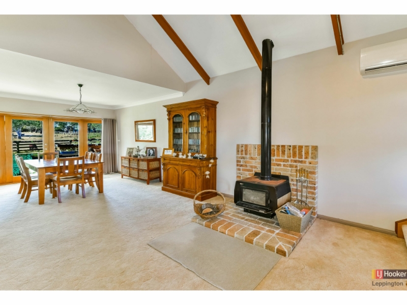 115 Whitaker Road Rossmore NSW 2557 House for rent Listed by Kelly