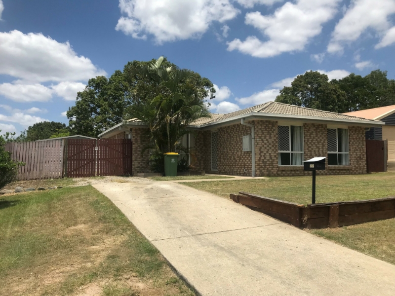 22 Calder Court, CRESTMEAD House for rent Listed by Lj Hooker Browns