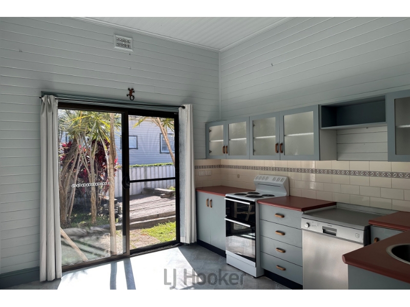 16 Albert Street, Speers Point House for rent Listed by Isabella