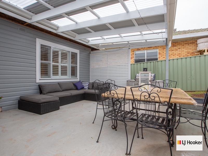 24 Dowell Avenue, EAST TAMWORTH House for rent Listed by Ash Moyses