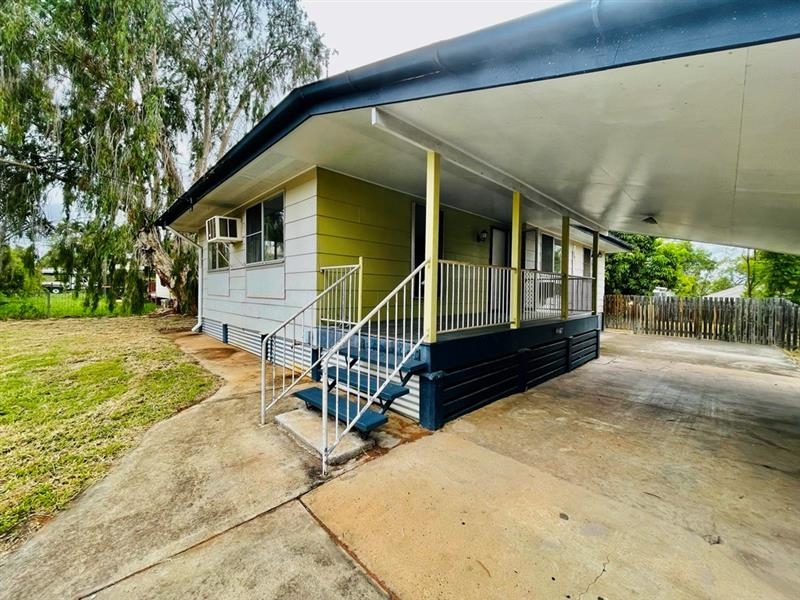 3 Archer Drive, MORANBAH House for rent Listed by Lj Hooker Moranbah