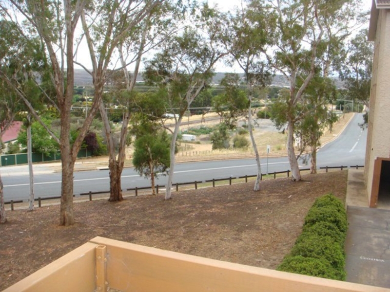20/5 Crest Road, Queanbeyan Apartment for rent Listed by The Property Management Team of Lj