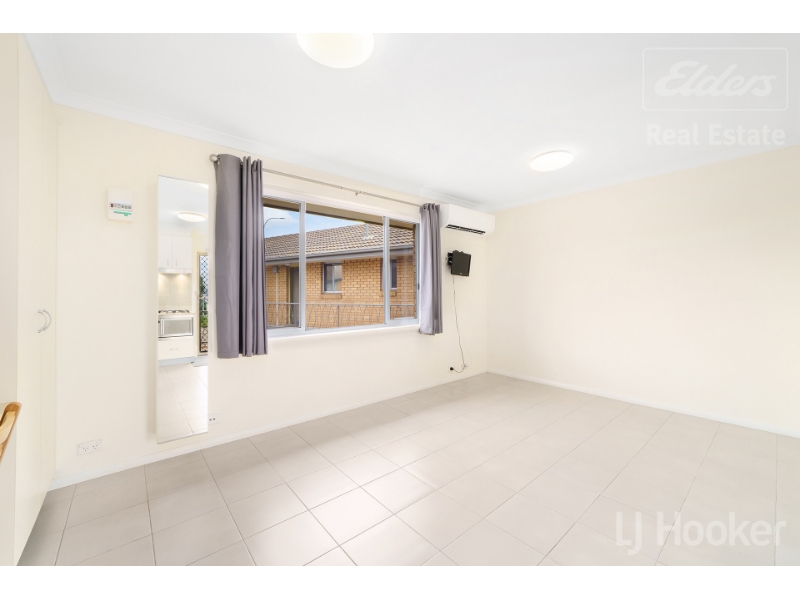 13/2 Donald Road, Queanbeyan Apartment for rent Listed by The Property Management Team of Lj