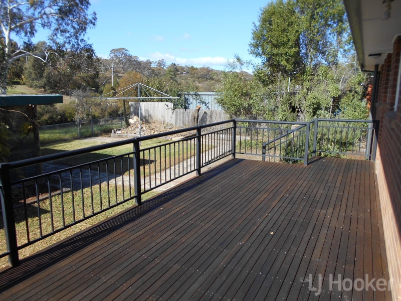 28 Woodger Parade, Queanbeyan House for rent Listed by The Property