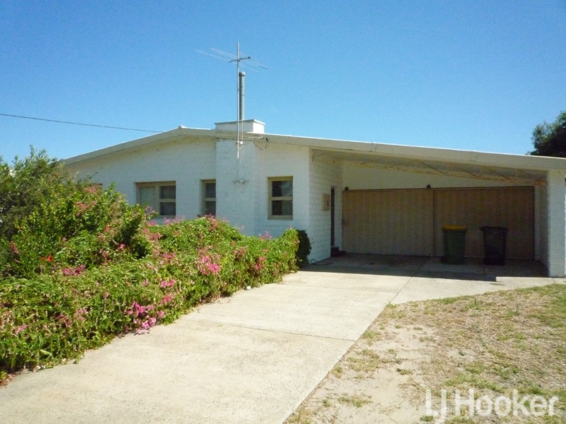 14 Linley Road, Wannanup House for rent Listed by Sharnae Gray of Lj