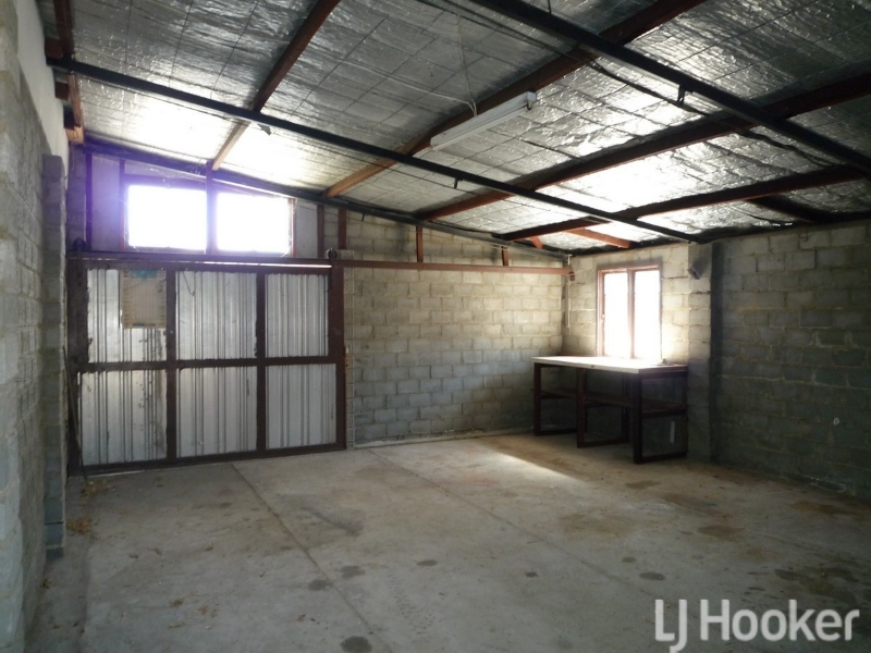 14 Linley Road, Wannanup House for rent Listed by Sharnae Gray of Lj